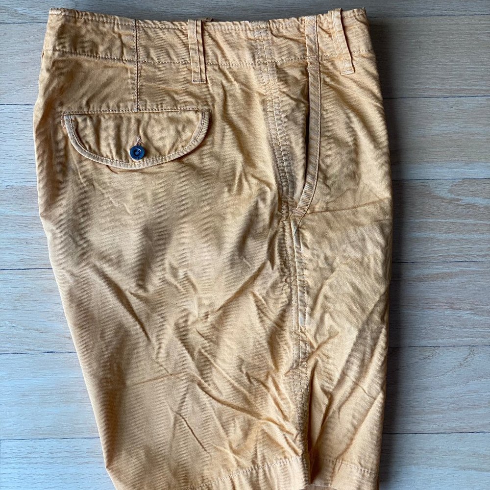 GAP VINTAGE FLAT FRONT SHORT 7"